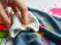 Jak zmyć marker z bluzki? Skuteczne metody na trudne plamy